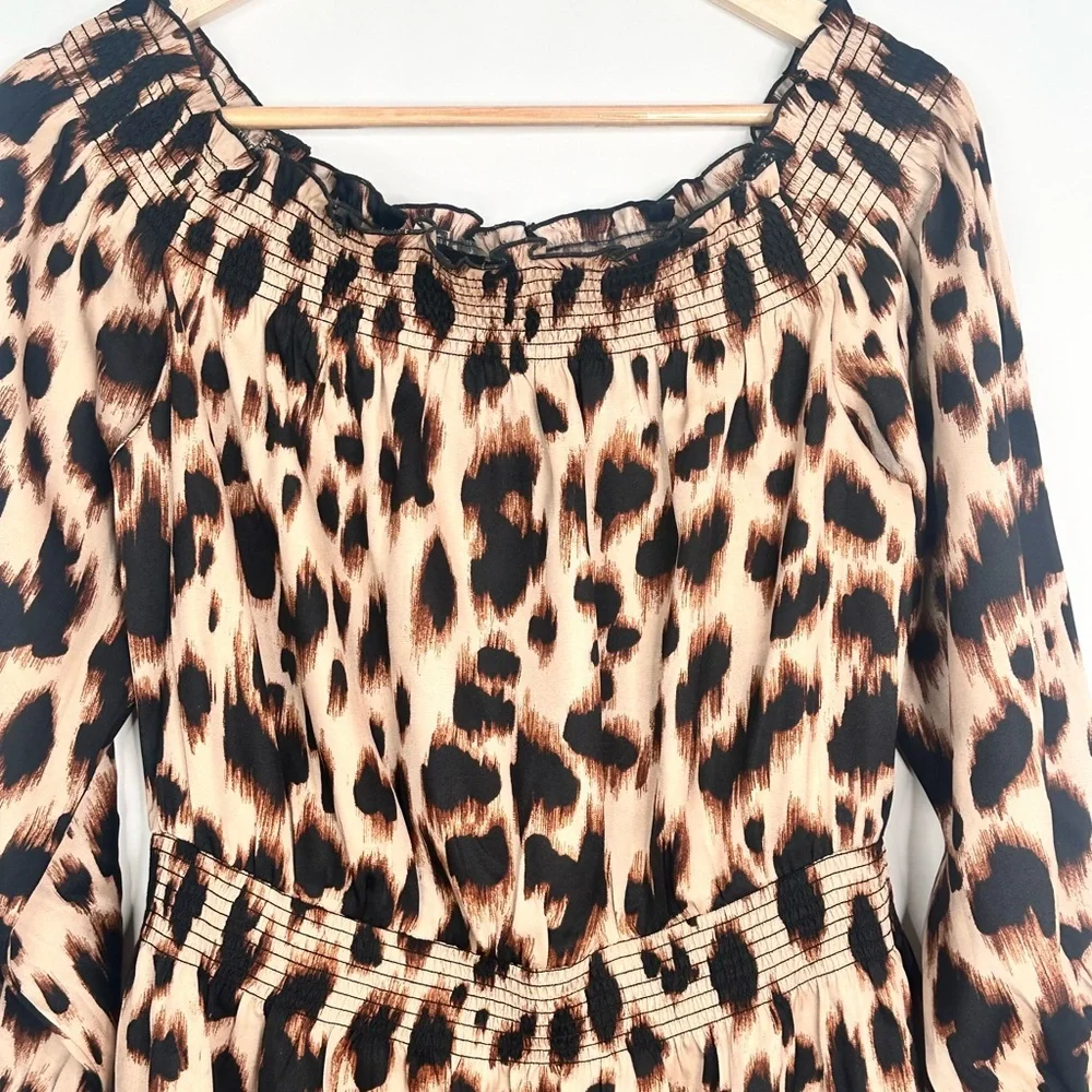 White House Black Market Cheetah Print long sleeve 100% polyester dress sz L - Picture 2 of 10